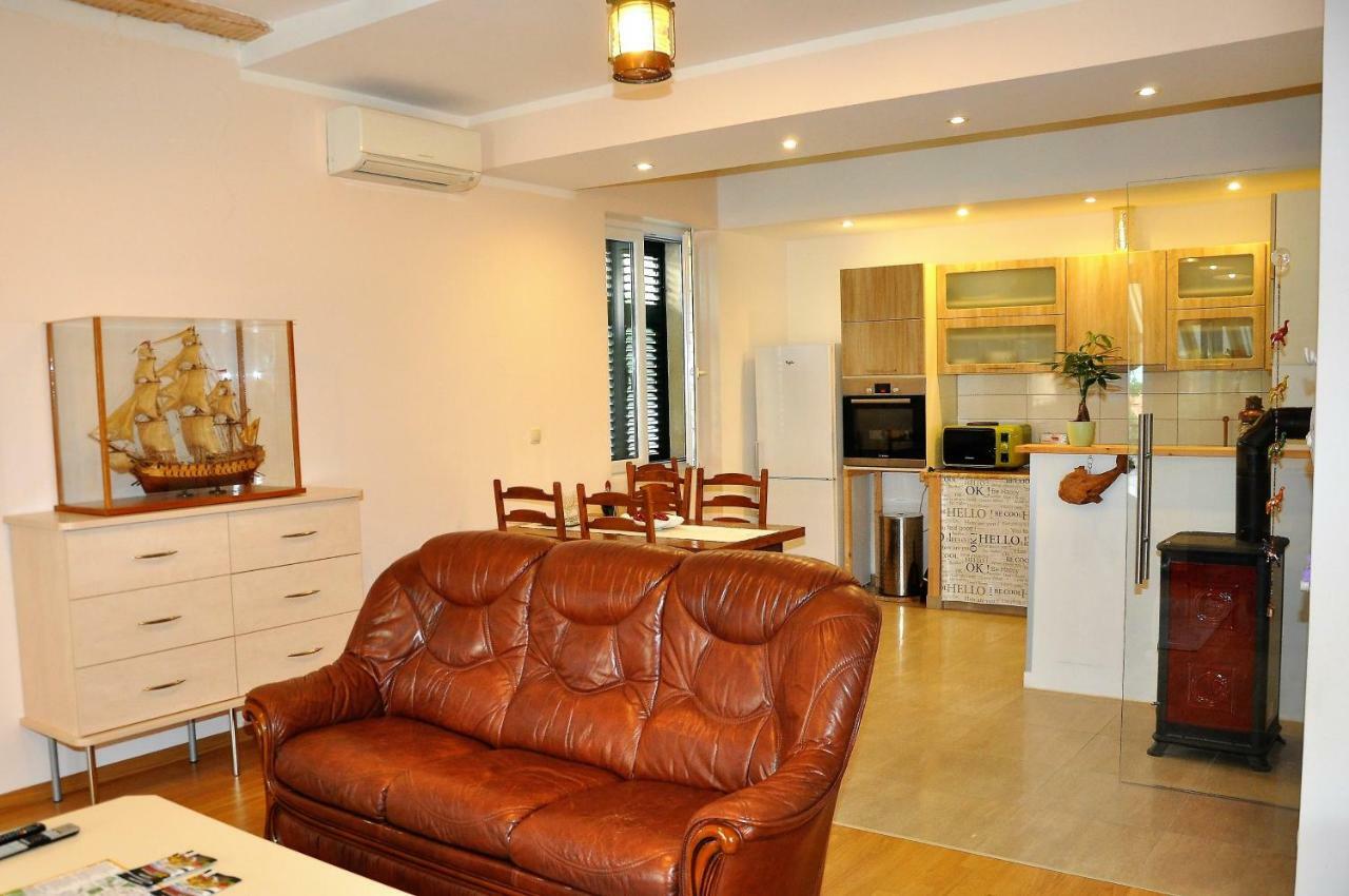Marta Sea Residence Split Bagian luar foto